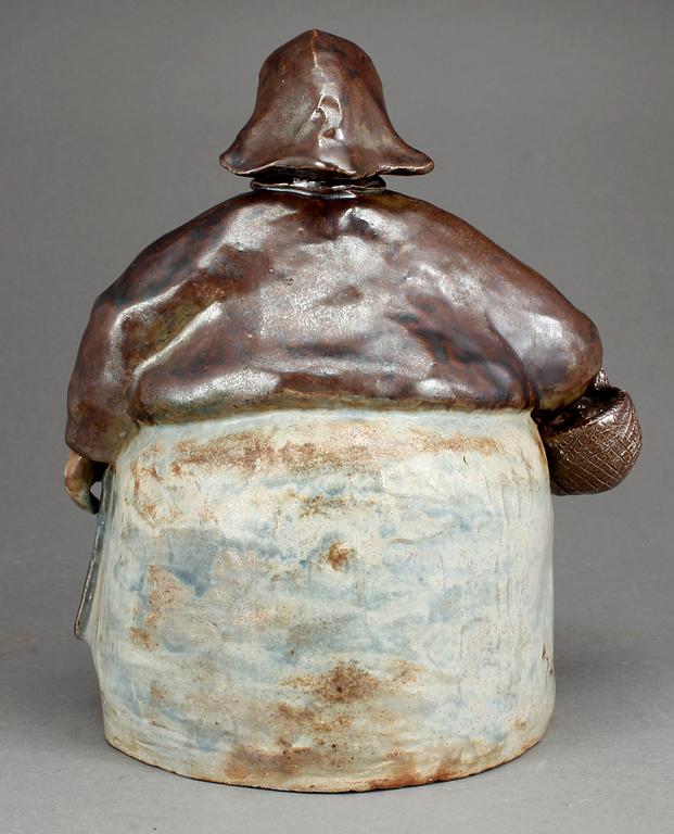 FIGURIN, lergods, signerad, 1900-talets mitt.