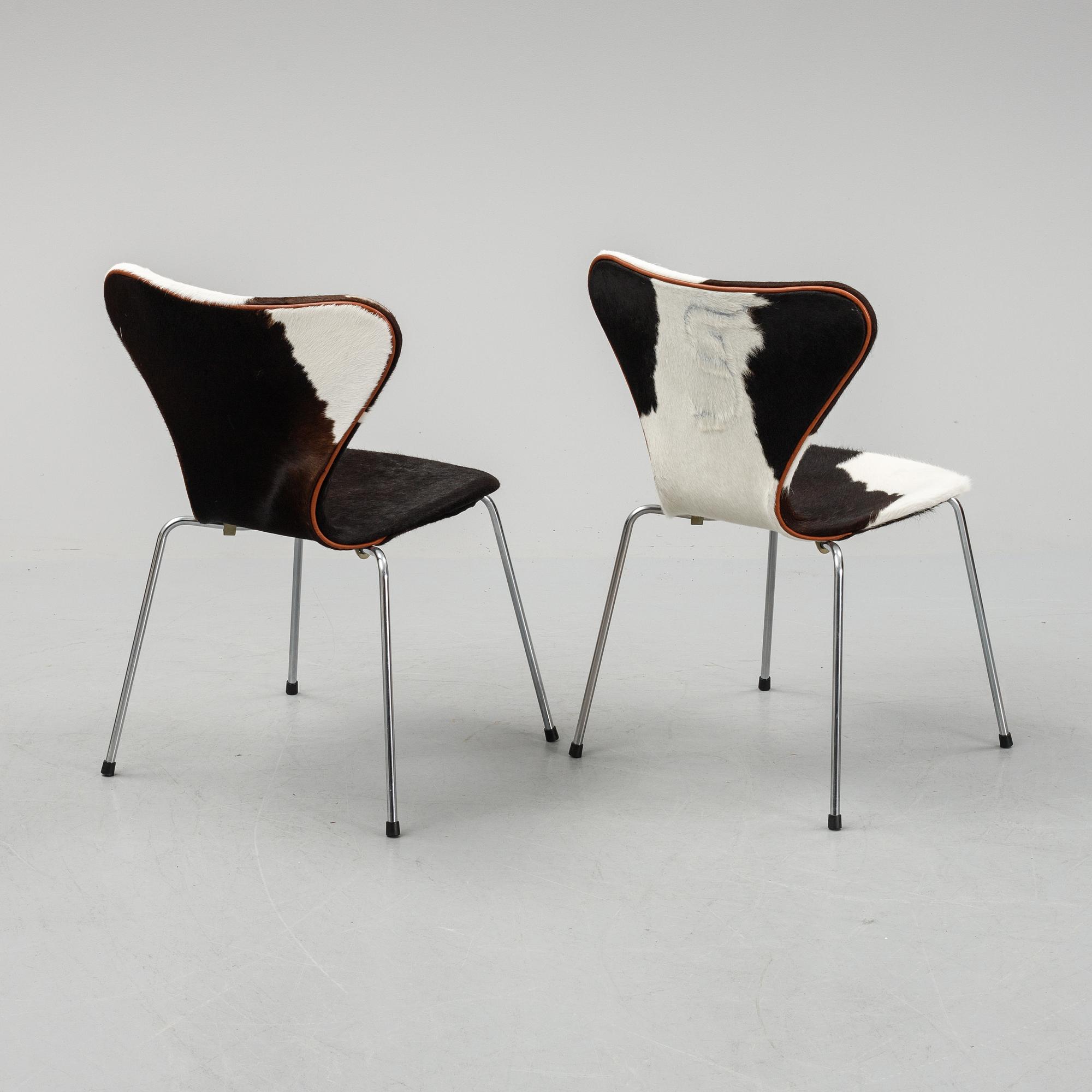 Arne Jacobsen, a set of six 'Serie 7' chairs for Fritz Hansen, Denmark, second half of the 20th Century.