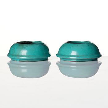 Two turquoise glazed water pots, Qing dynasty, 19th century.