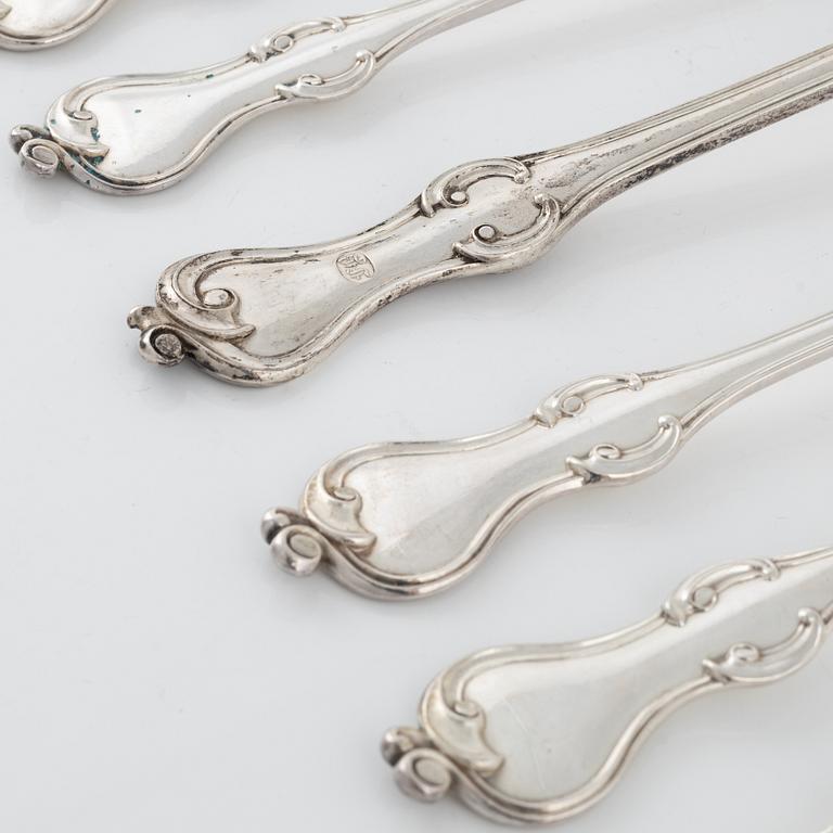 6 Swedish silver forks and a serving spoon, including Carl Tengstedt, Gothenburg, 1855.