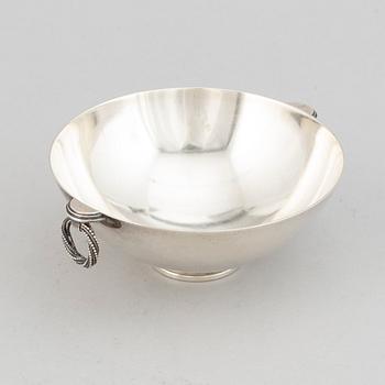 Atelier Borgila, a sterling silver bowl, Stockholm 1944.