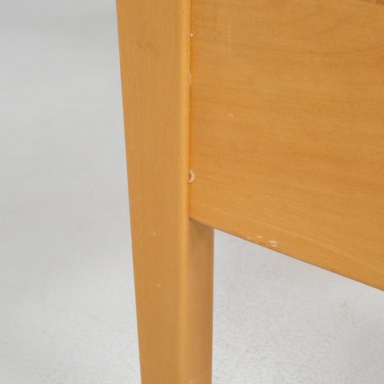 A pair of beds by Carl Malmsten for Åfors Möbelfabrik, second half of the 20th century.