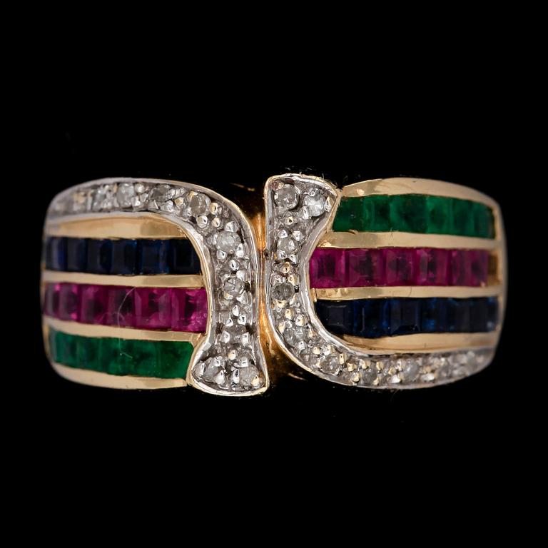 RING, 14k guld med fasettslipade safirer, rubiner, smaragder och mindre briljantslipade diamanter. Vikt ca 5,5g.