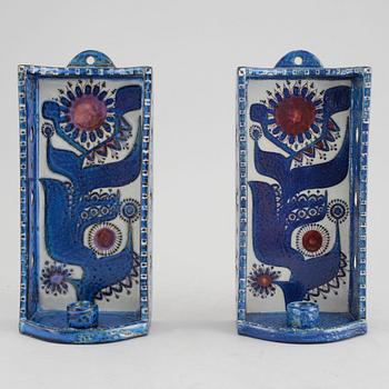 A pair of wall sconces in stoneware, designed by Berte Jessen for Aluminia, Denmark, third quarter of the 20h century.