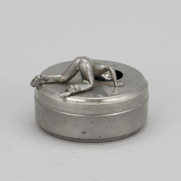 MANSCHETTKNAPPSASK, "Originell", Widerholm & Dahlberg, Eskilstuna, 1930-/40-tal.