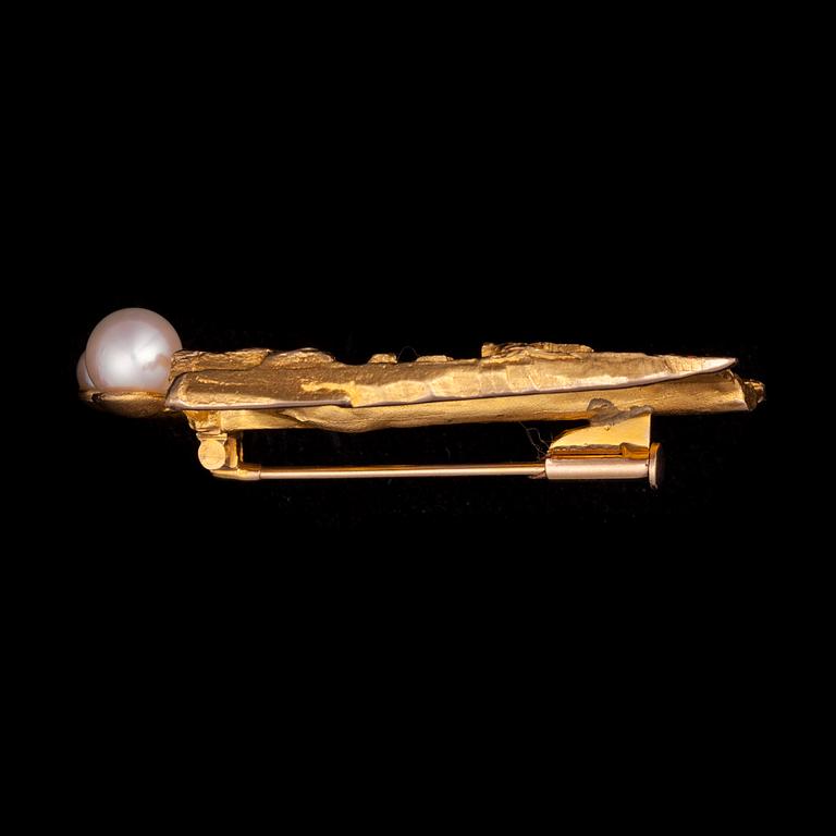 BROSCH, "Argos fören" 14K guld, 3 pärlor, Björn Weckström Lapponia 1972. Vikt 10 g. 1972.