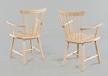 KARMSTOLAR, ett par, "Lilla Åland", Carl Malmsten, Stolab, 2013, formgiven 1939.