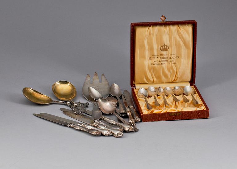 PARTI SILVERBESTICK, 23 delar, bla Georg Jensen. 1800-1900-tal.