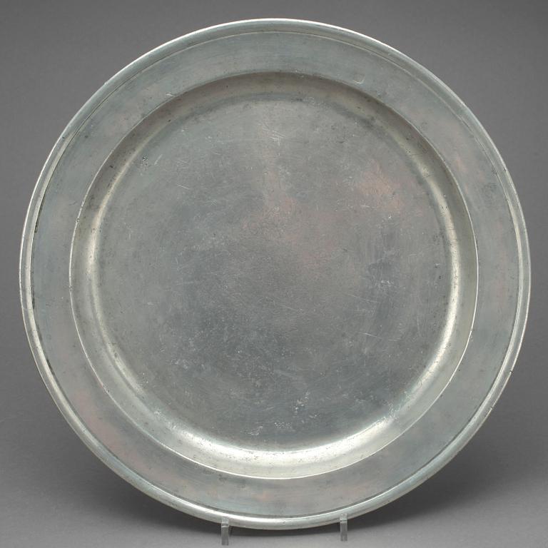 FAT, 2 st, tenn, Stockholm 1700-tal.