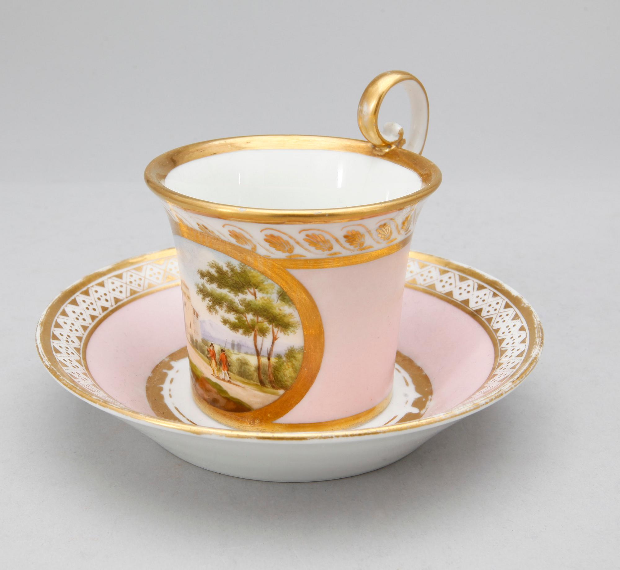 KOPP MED FAT, porslin, Dagoty a Paris, empire, Frankrike, 1800-talets första hälft.