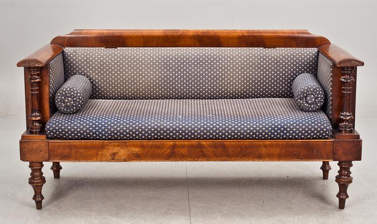 SOFFA, senempire, 1800-talets mitt.
