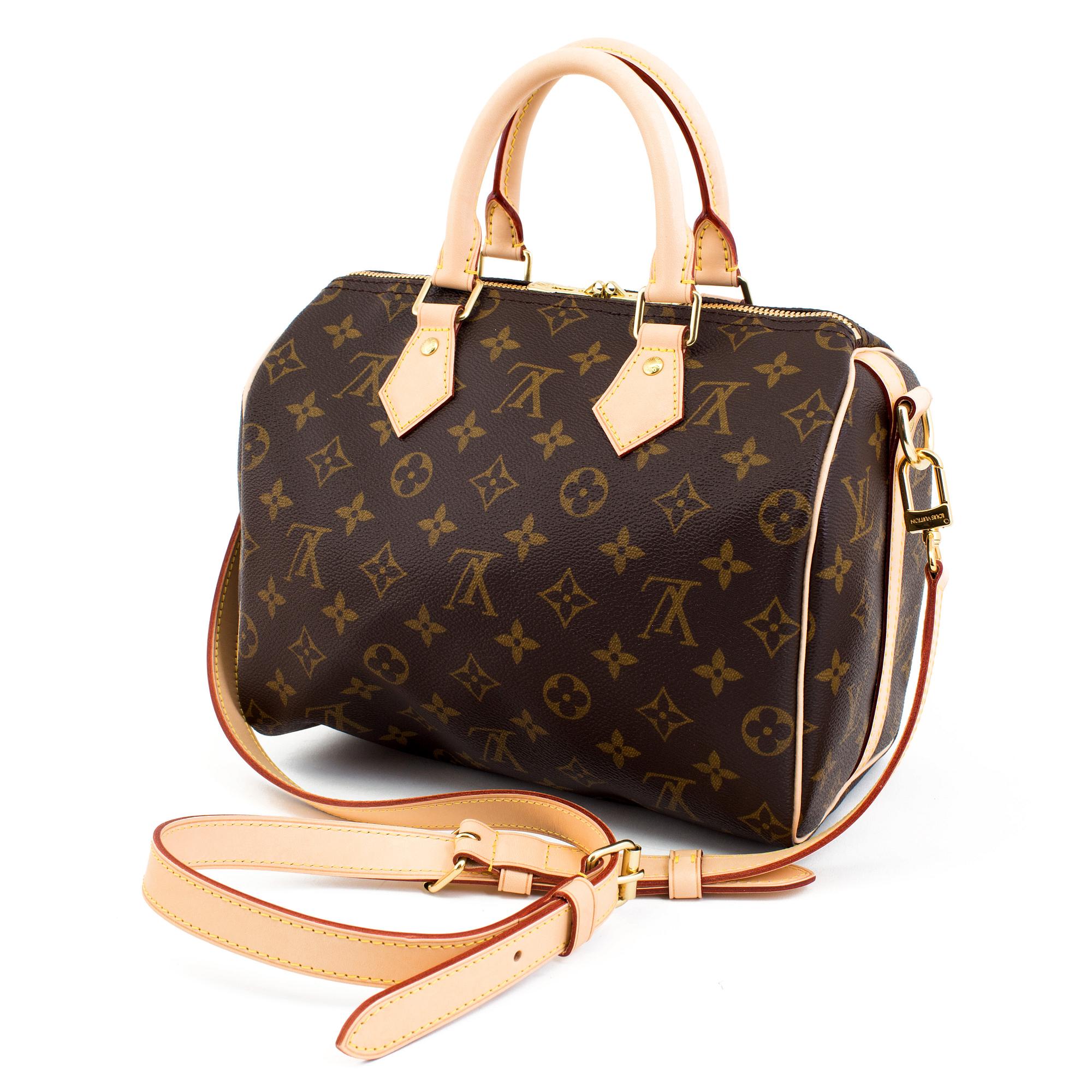 A "Speedy Bandouliere 25" by Louis Vuitton 2016.
