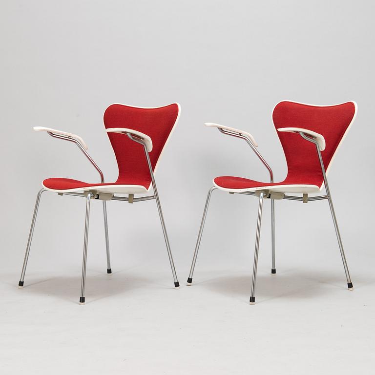 Arne Jacobsen,  stolar 6 st, "Sjuan", Fritz Hansen, Danmark 1984-1989.