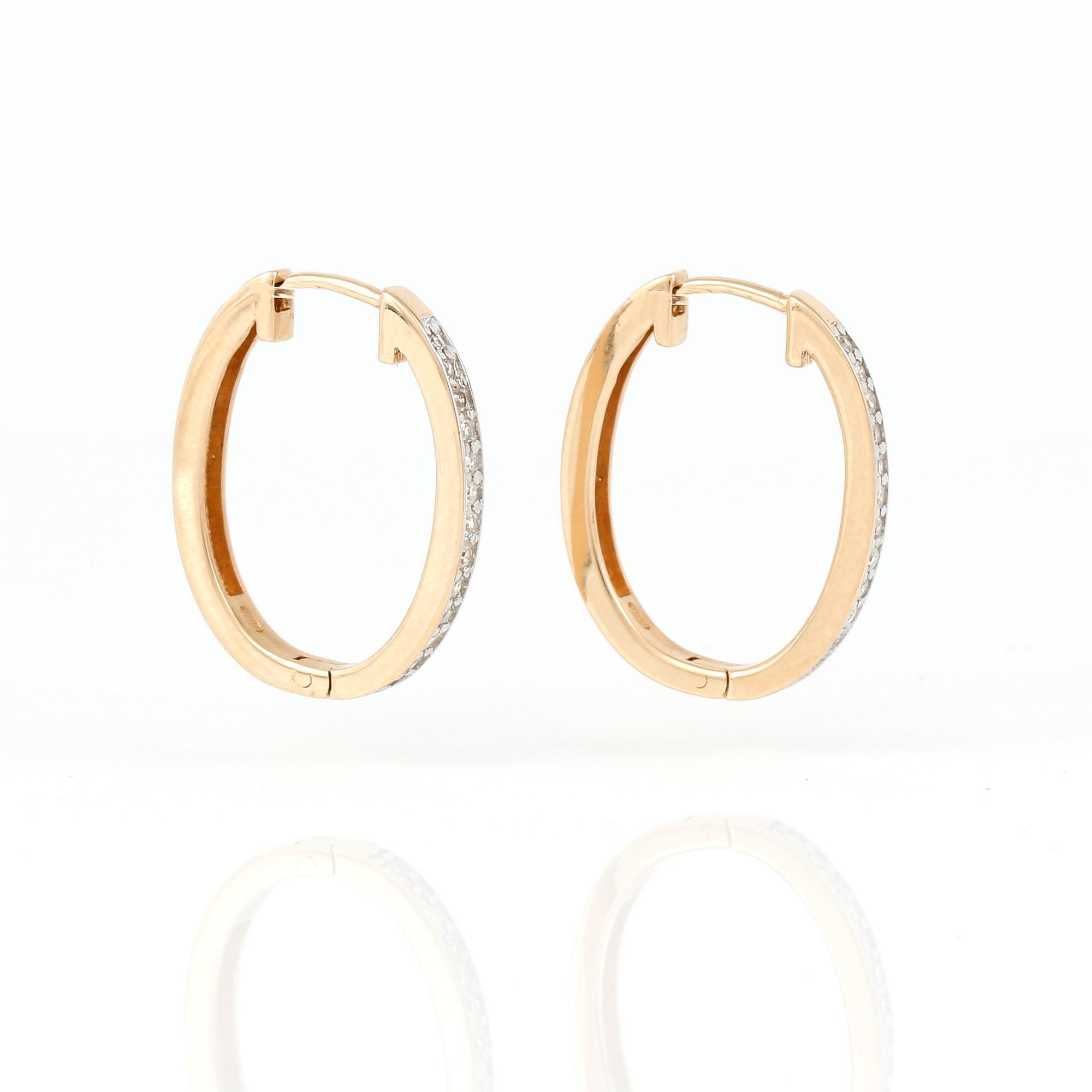 ÖRHÄNGEN, 14K guld med åttkantslipade diamanter tot ca 0,15 ct. Vikt 2,61 gram.