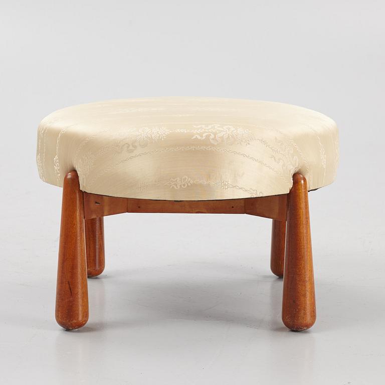 Josef Frank, a  model "B2019" stool, Firma Svenskt Tenn, pre 1985.