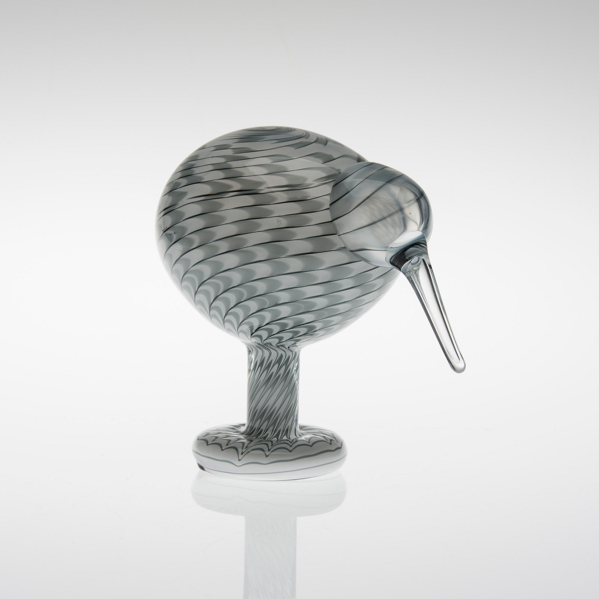 OIVA TOIKKA, LINTU, lasia, signeerattu ja numeroitu O. Toikka Nuutajärvi 362/5000.