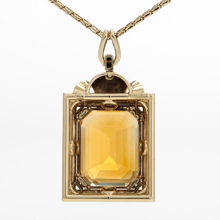 Necklace with pendant, 14K gold and a faceted citrine.