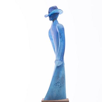 Kjell Engman, skulptur, glas, "Man in trenchcoat", unik, Kosta Boda, signerad.