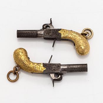 Miniatyrpistoler, med tillbehör, metall, 1800-talets mitt.