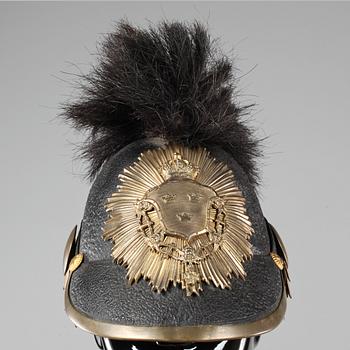 UNIFORM, 2 delar, m/1880, Kalmar regemente, samt KASK,  1845.