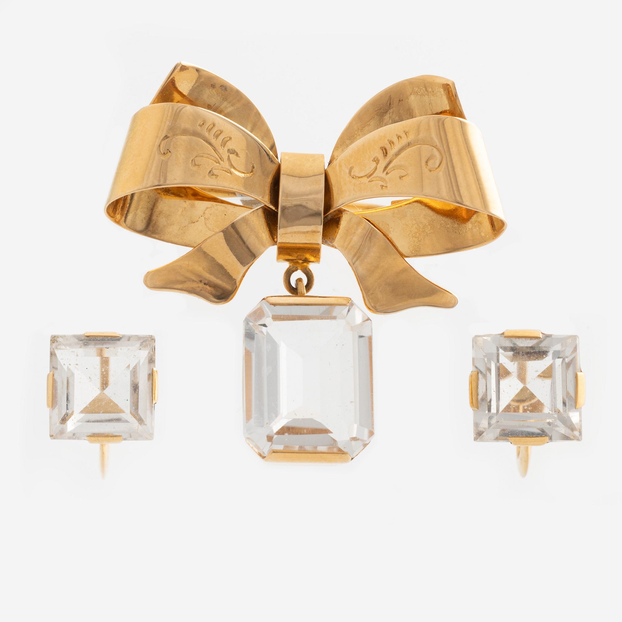 Smyckesset, brosch samt ett par örhängen, Sverige, 18K guld och bergkristall.