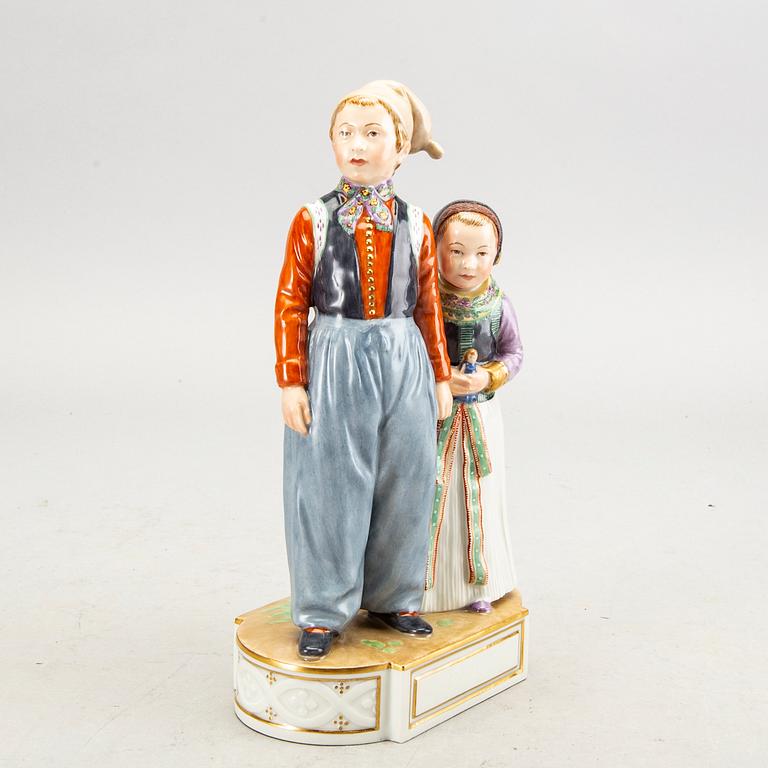 Royal Copenhagen, a porcelaine figurine no 12106.