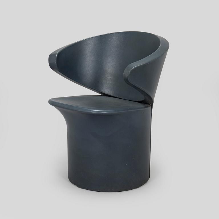 Eero Aarnio, tuoli "Focus" Adelta 2002.