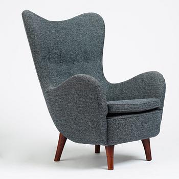 Runar Engblom, an easy chair, for Hotel Vaakuna, Boman OY, Finland 1950s.