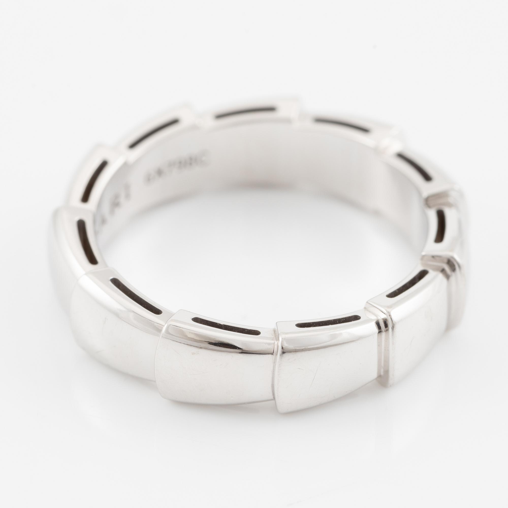 Bulgari ring "Viper" 18K white gold.