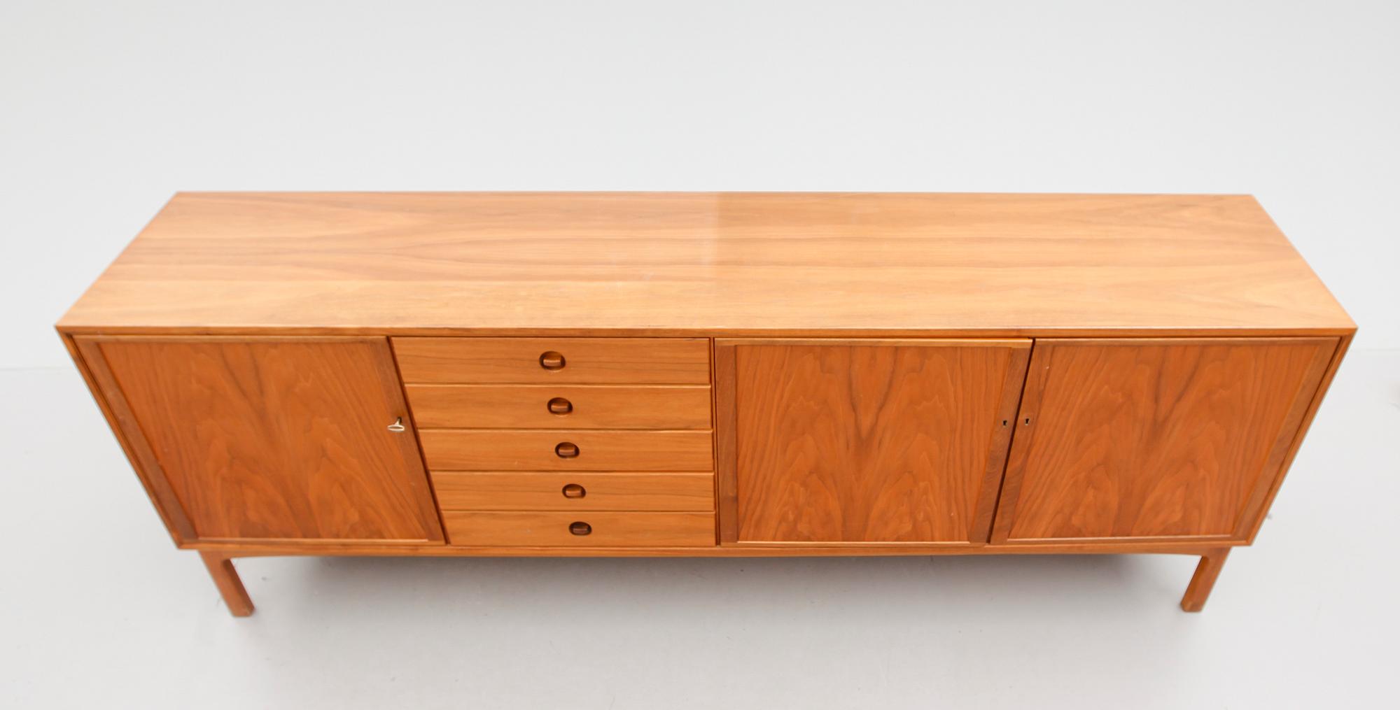 SIDEBOARD, Skaraborgsmöbelindustri AB, Tibro, 1960-tal.