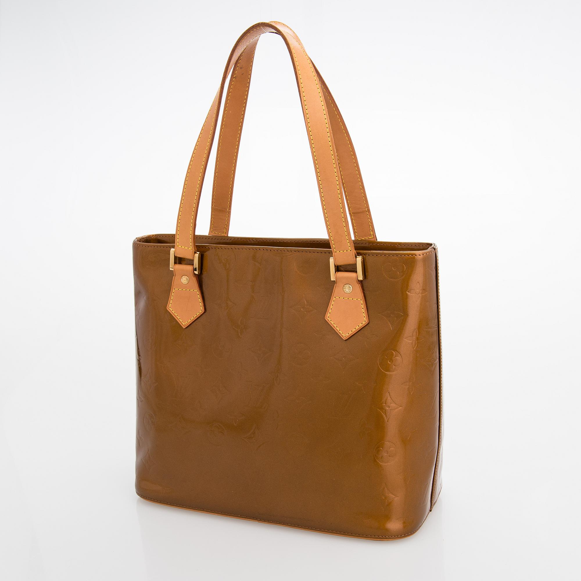 Louis Vuitton, A Monogram Vernis 'Houston' Bag.