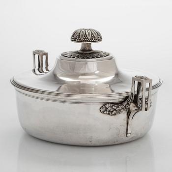 An Odiot silver tureen, Paris, 1819-1838.