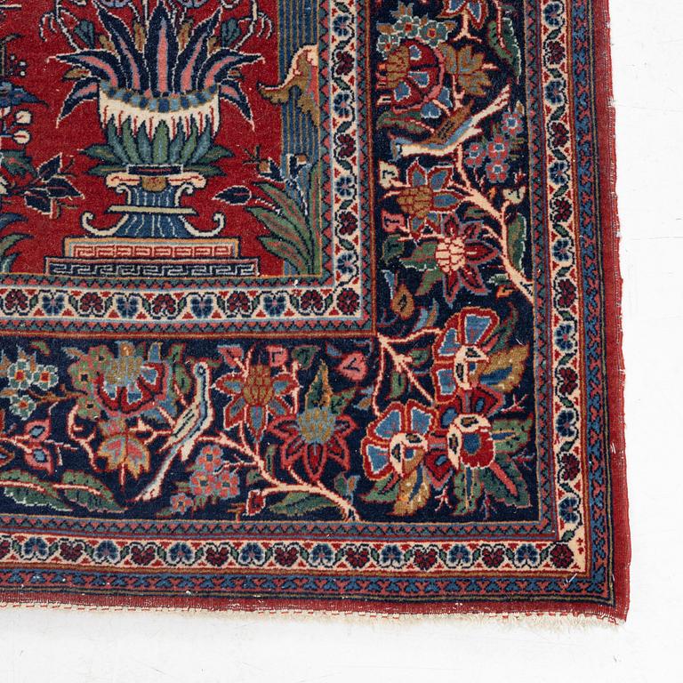 A rug, Kashan, figural, ca. 208 x 132 cm.