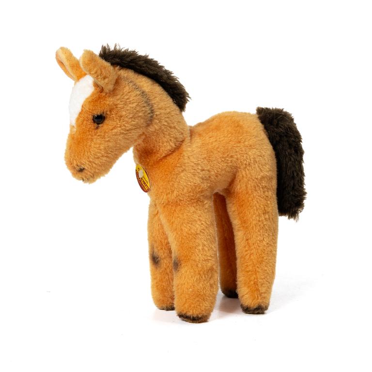 Steiff, toy animals, 5 + 1 pieces, second half of the 20th century.