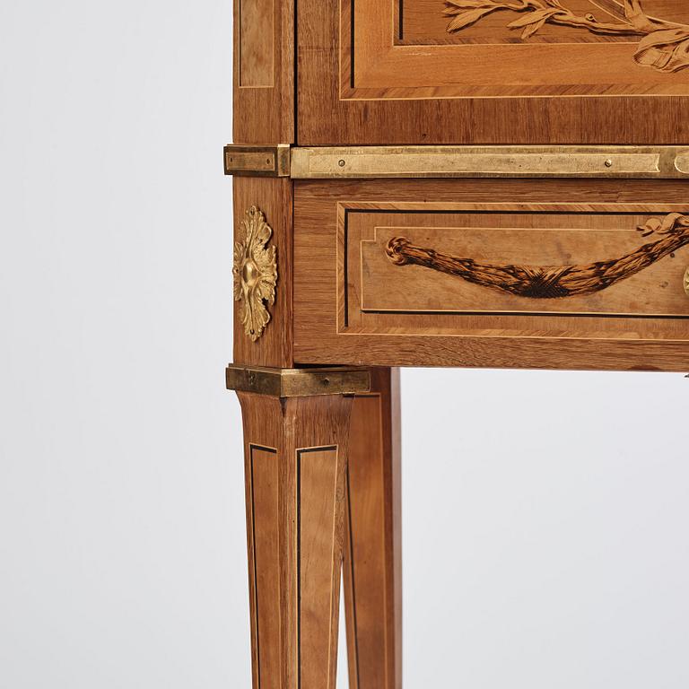 A Gustavian secretaire by George Haupt.