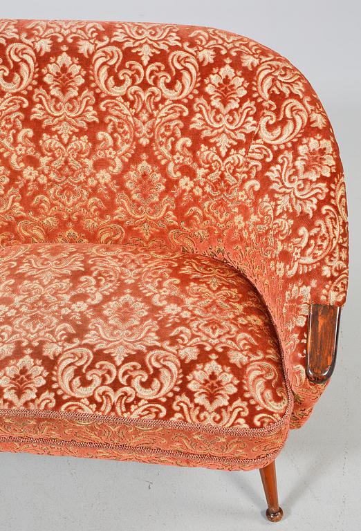 SOFFA, omkring 1900-talets mitt.