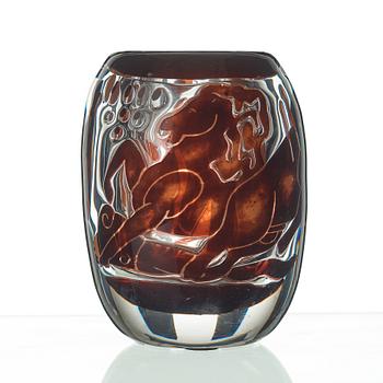 Edvin Öhrström, An Edvin Öhrström 'Ariel' glass vase, Orrefors, Sweden 1937.