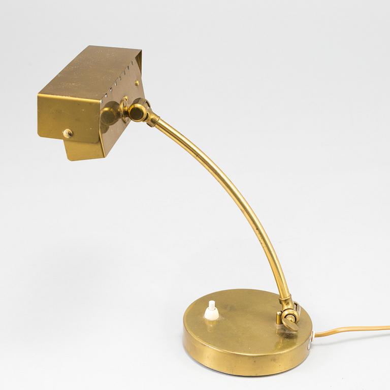 A BRASS PIANO LAMP, AHX0200, mid 20th century.