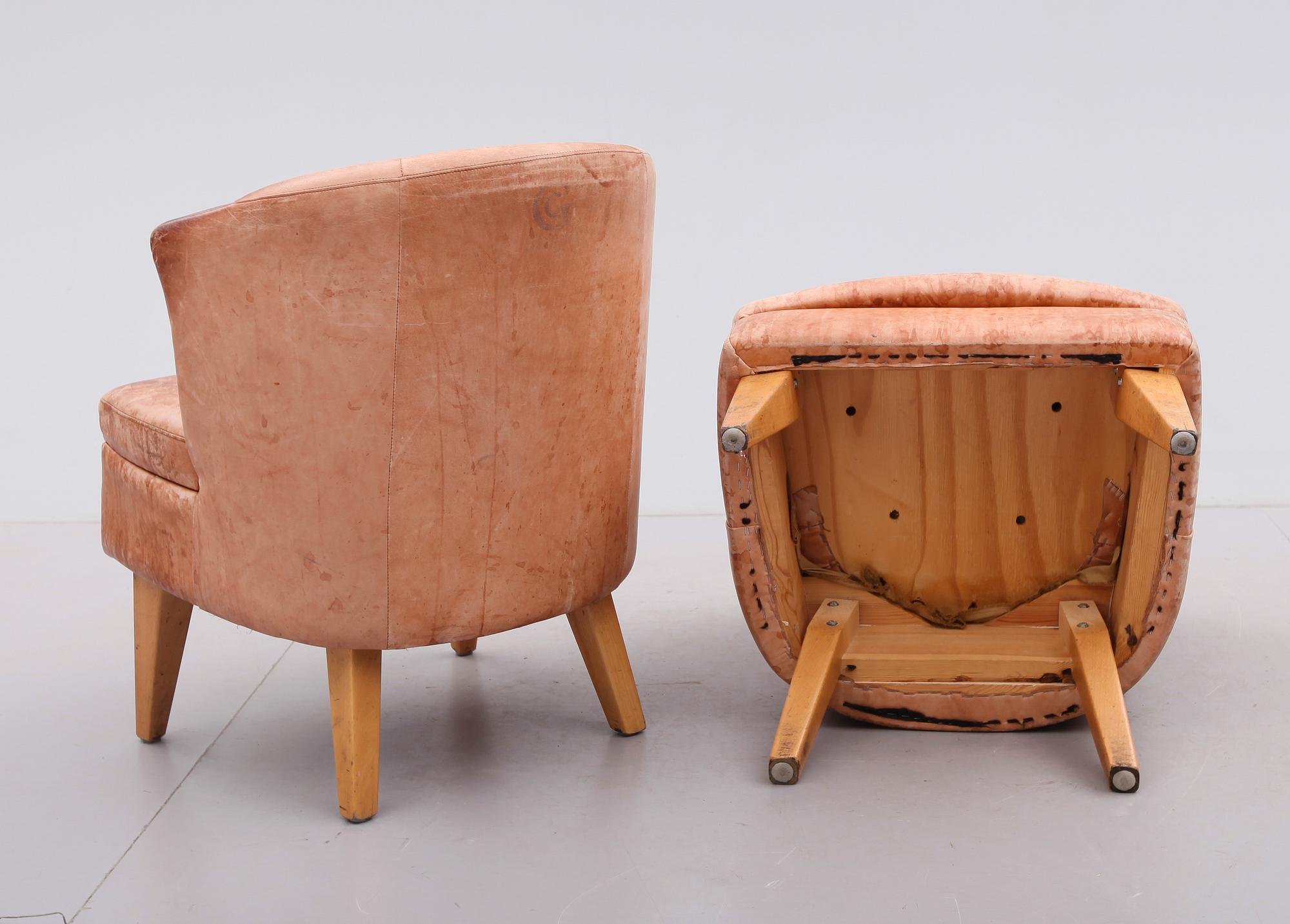 FÅTÖLJER, 1 par, 1900-talets andra hälft.