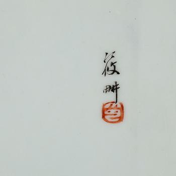 VÄGGPANEL, porslin, Kina, 1900-tal.