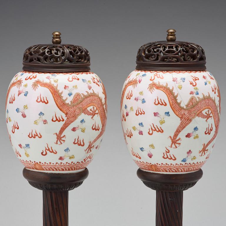 A pair of Chinese lanterns, early 20th Century.