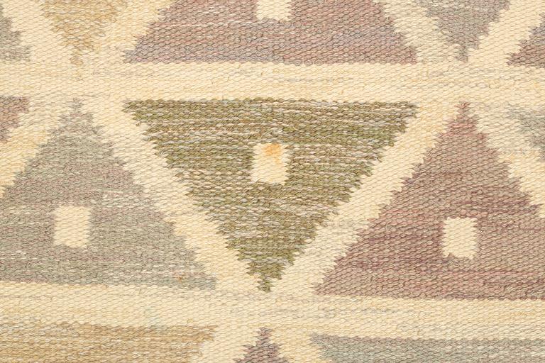 Sigvard Bernadotte, a carpet, "Harlequin", flat weave, ca 240 x 161,5 cm, signed SB.