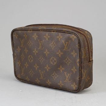 LOUIS VUITTON, Trousse toilette 23 & key case.