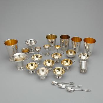 PARTI SILVER, ca 27 delar, bl.a Ceson, Göteborg 1985. Total, vikt ca 1090 gram.