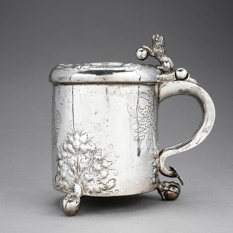 DRYCKESKANNA, silver, barock, Johannes Johannesen Reimers, Bergen, verksam 1667-1722. Vikt ca 1094g.