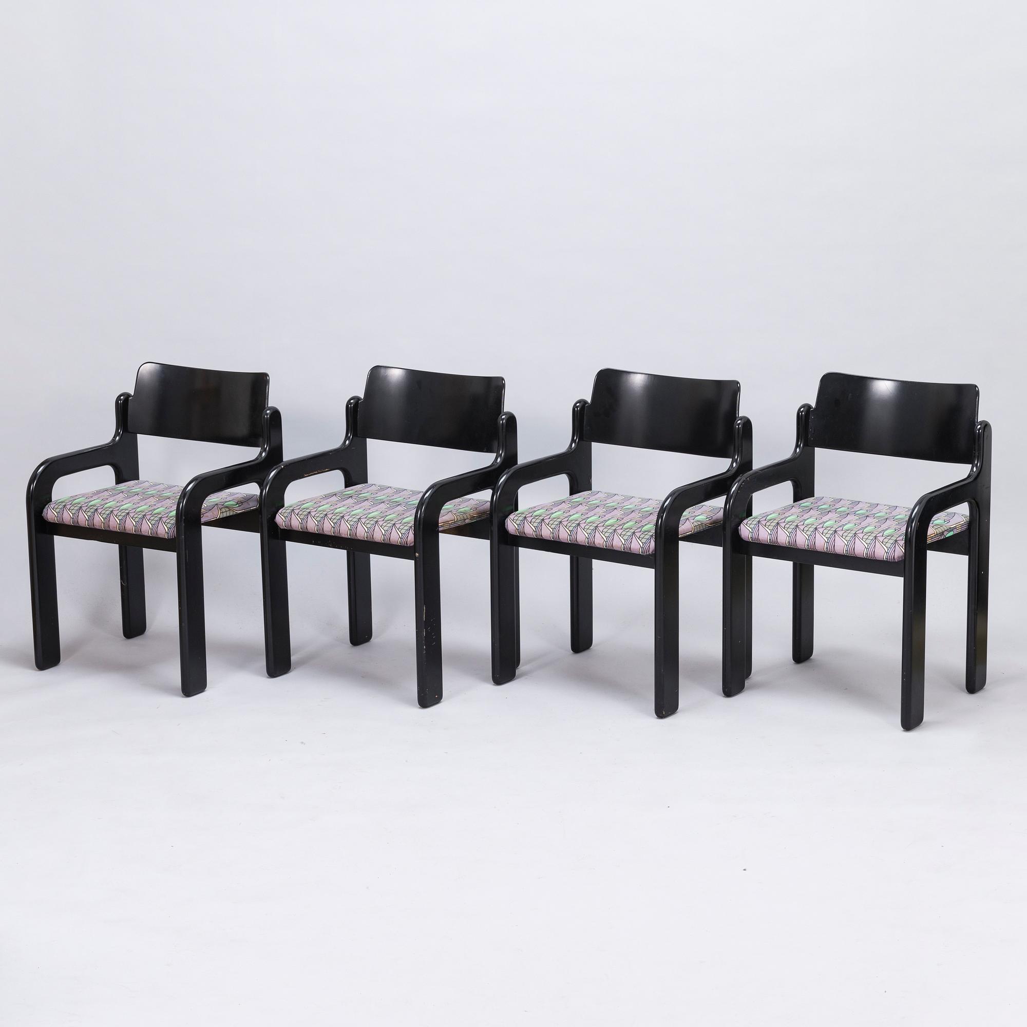 EERO AARNIO, A dinner table and four chairs "Flamingo" for Asko.