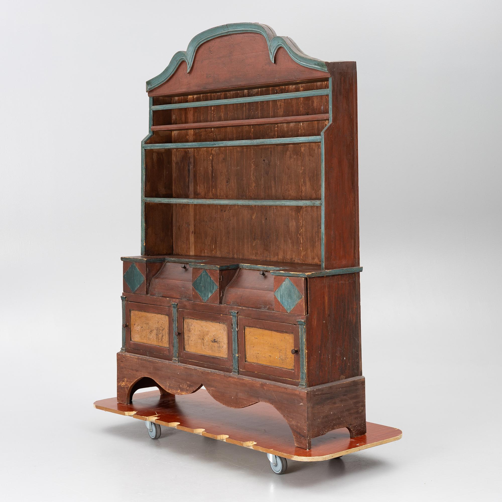 A plate shelf, 19th century.