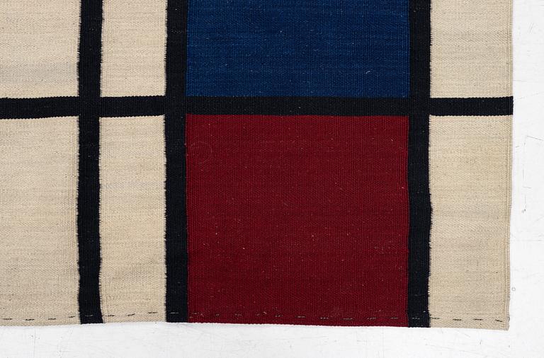 Matta, slätvävd, ca 282 x 206 cm.