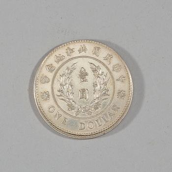 A box with five silver coins, Republic, early 20th Century.