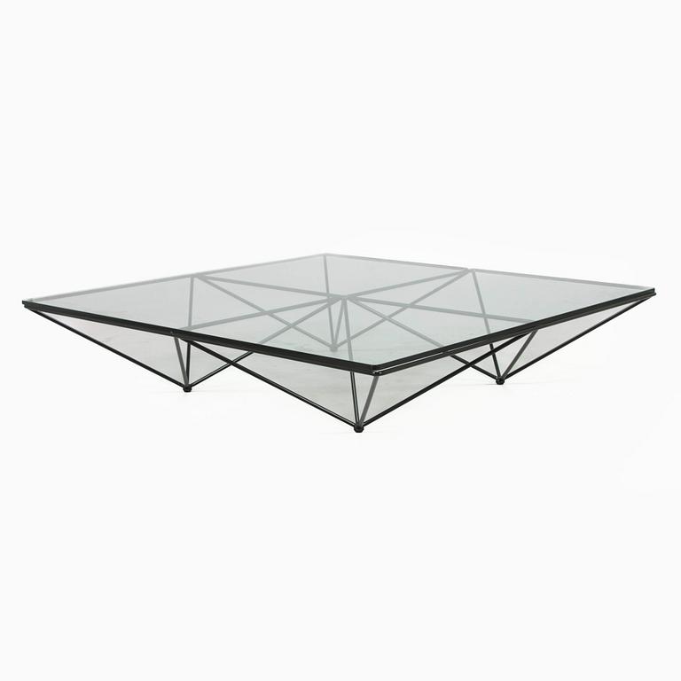 Paolo Piva, Alanda coffee table, B&B Italia, late 20th century.